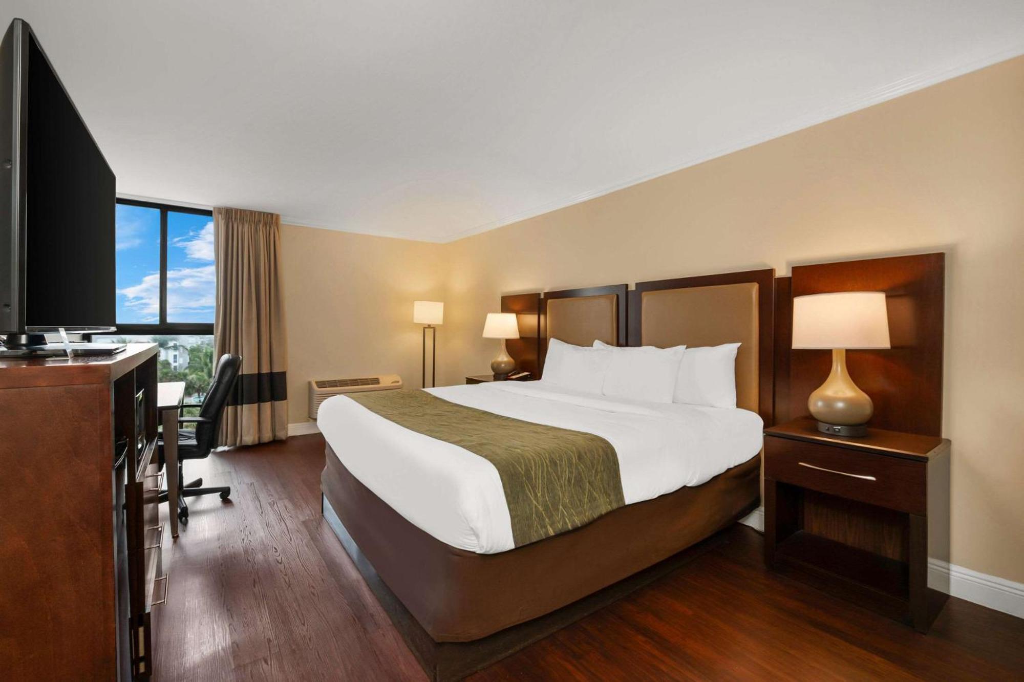 Comfort Inn Oceanside Deerfield Beach Exteriör bild