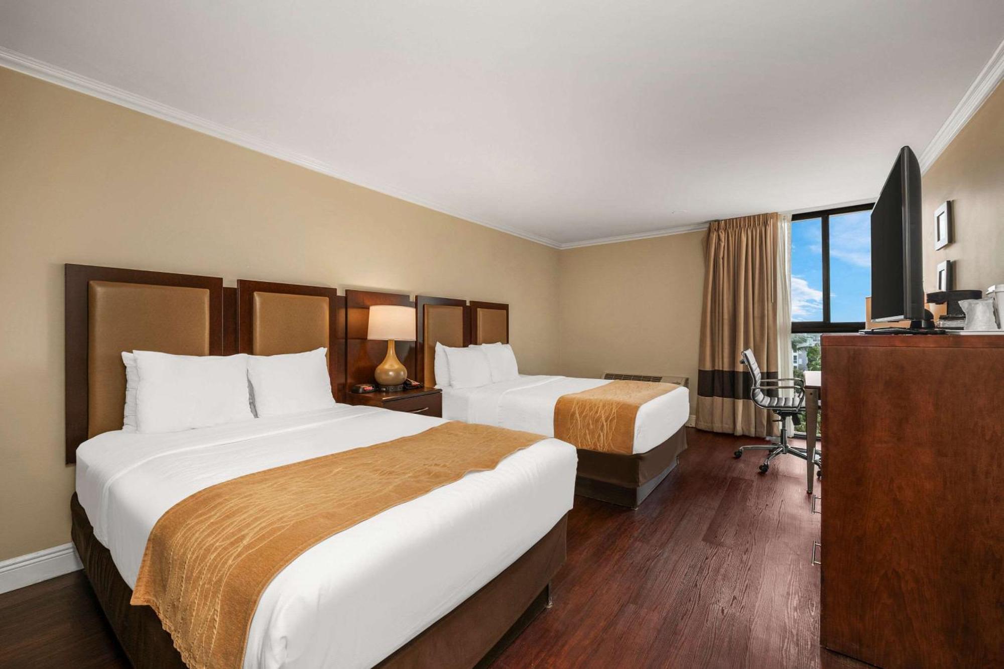 Comfort Inn Oceanside Deerfield Beach Exteriör bild
