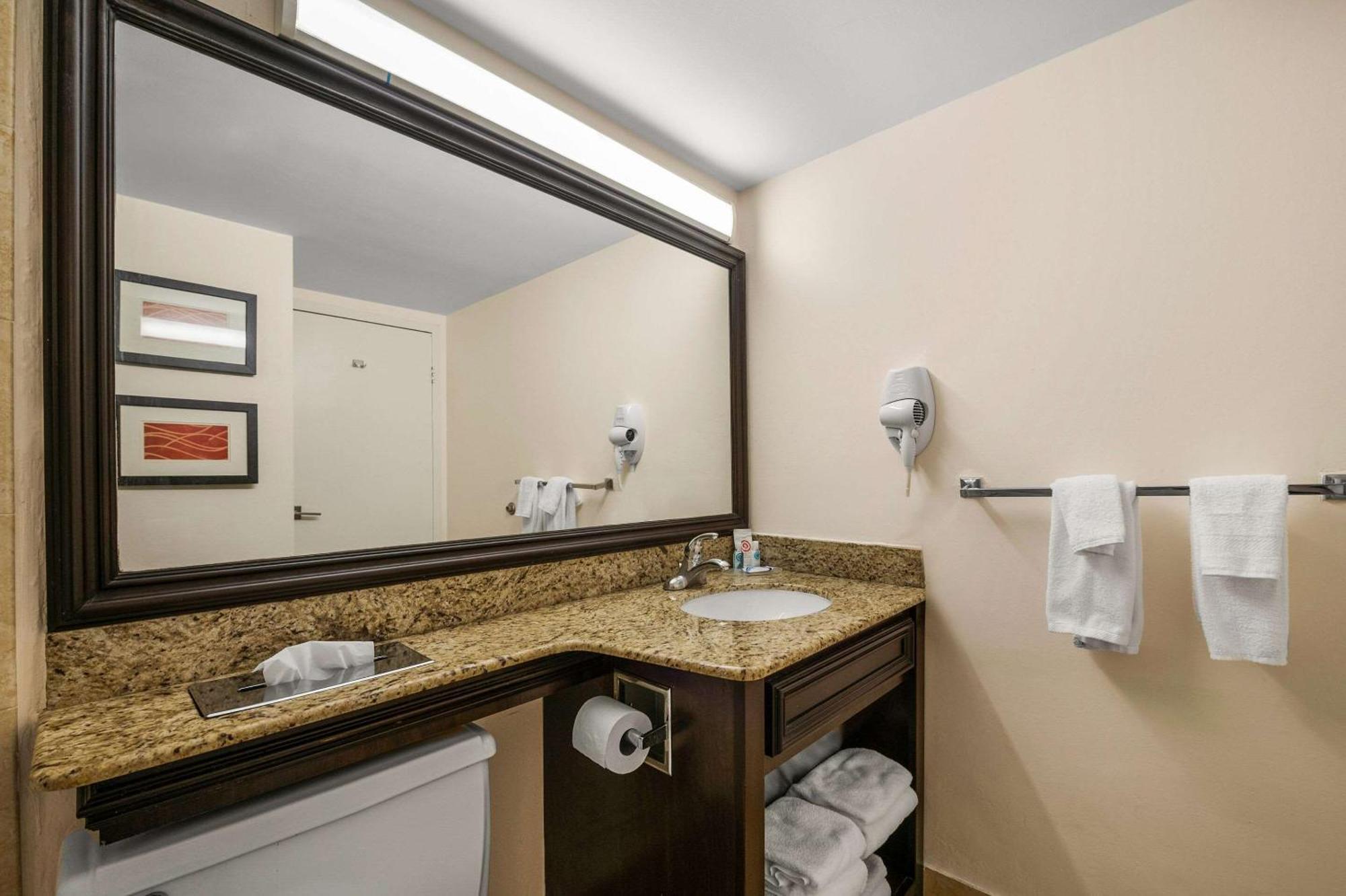 Comfort Inn Oceanside Deerfield Beach Exteriör bild